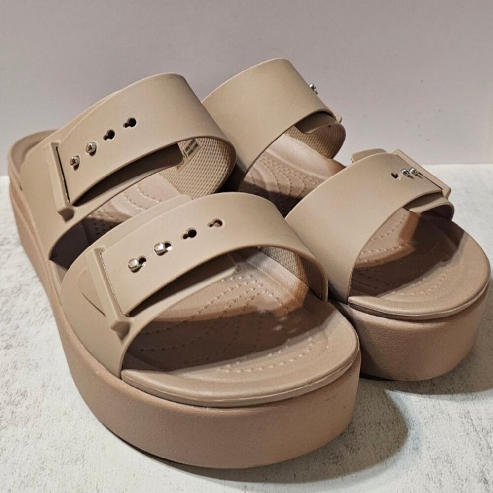 Crocs Brooklyn Buckle Strap Wedge Platform Sandals Beige Women's Size 9 - Picture 3 of 12